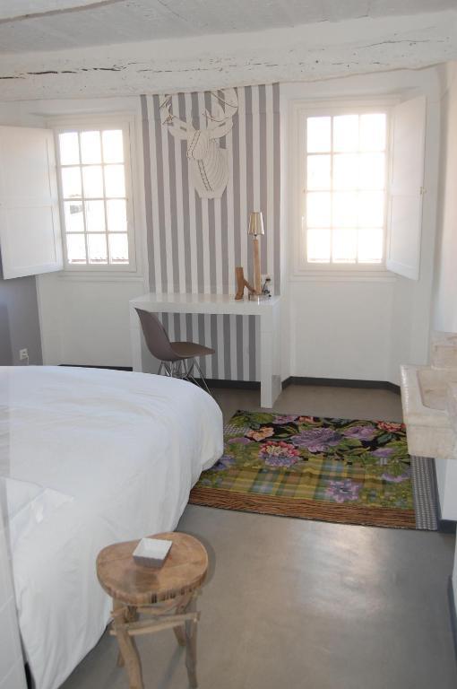 Hotel Le 2 Vence Habitación foto